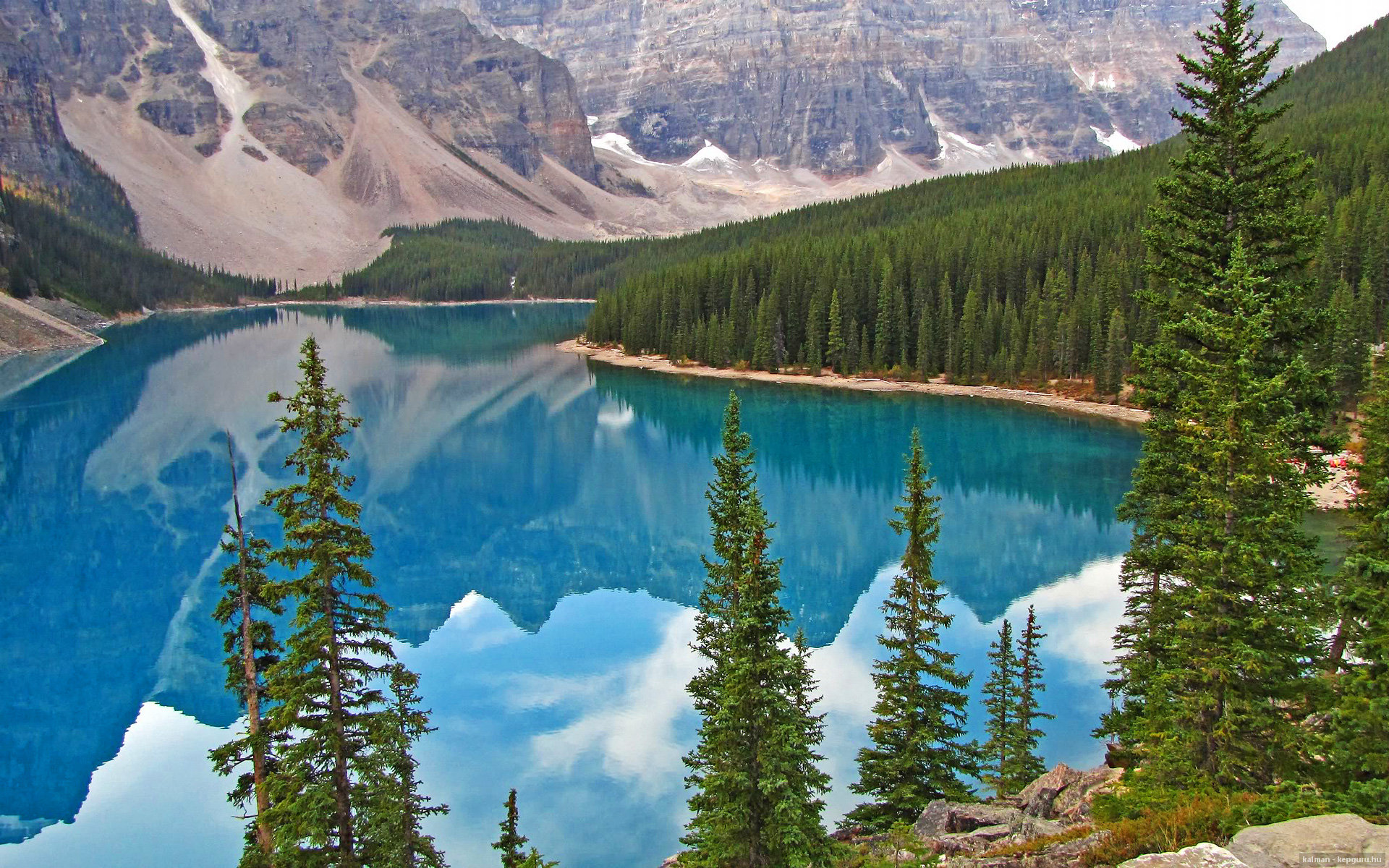 球场被雪覆盖?塞内加尔照样打出极限传控!,塞内加尔的足球怎么样