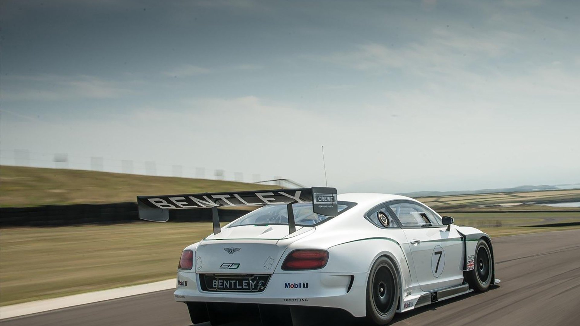 随机篮球APP上线，全方位报道中国篮球赛事和明星动态，篮球推荐软件app排名