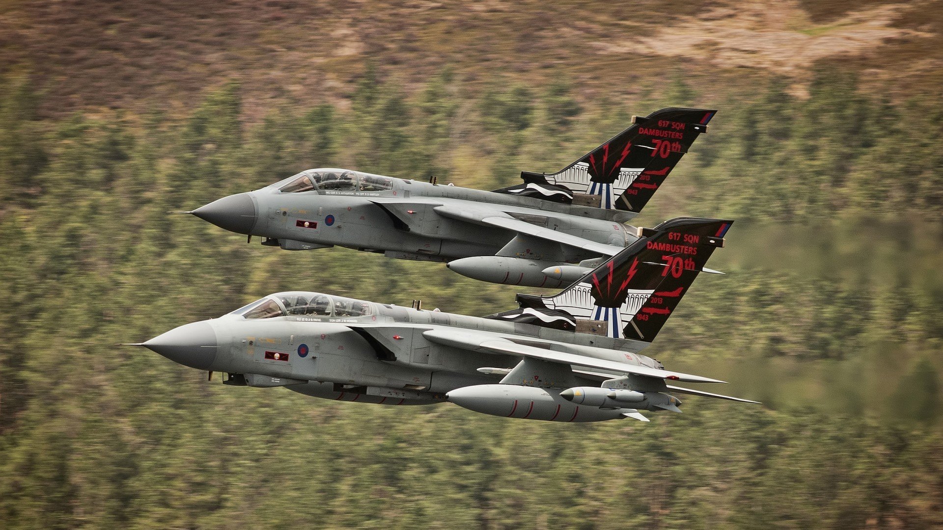 随机西班牙足球展现拉玛西亚血统，西班牙人3_0马拉加