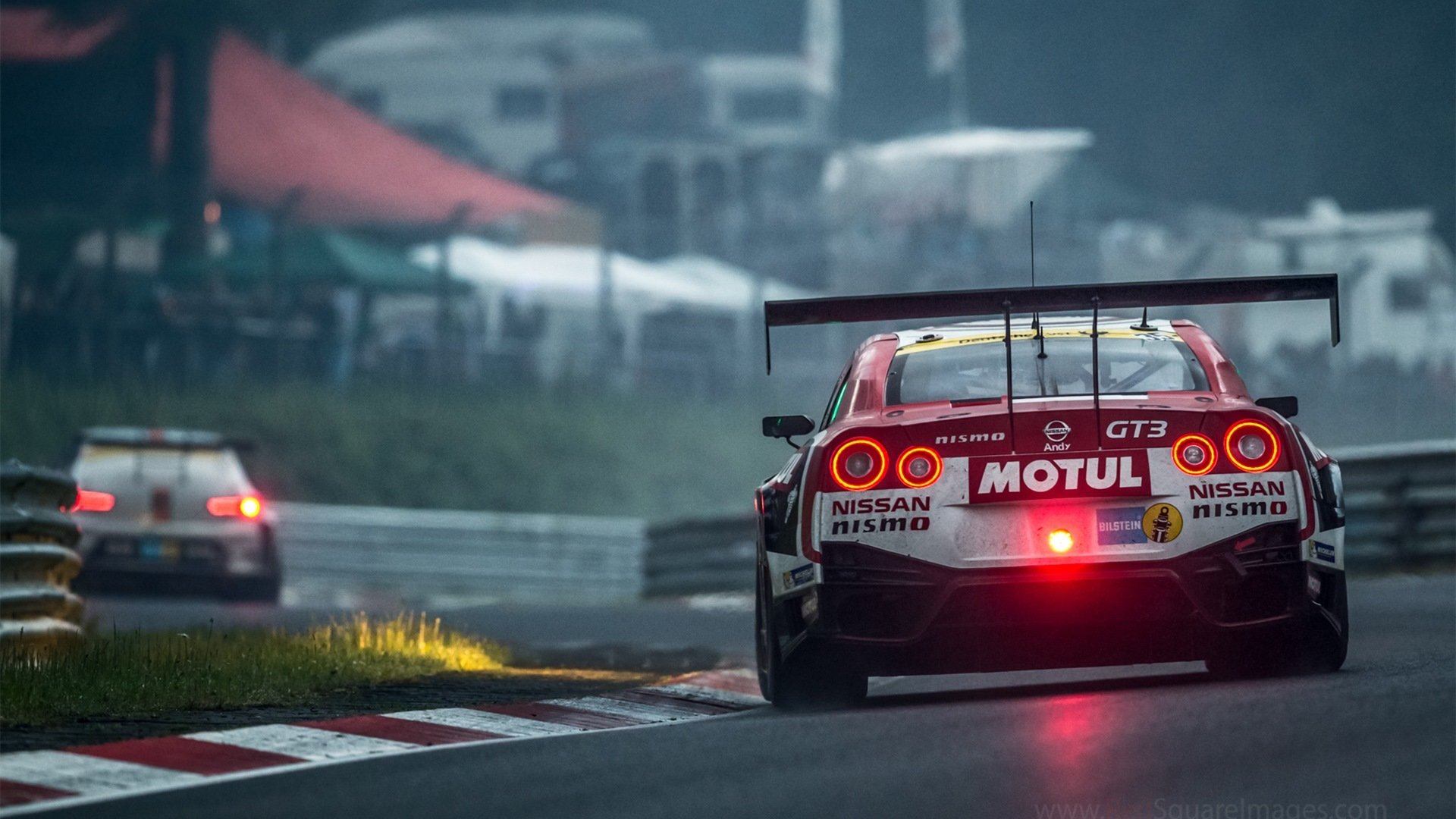 随机尼克斯管理层评估球队阵容，考虑引援补强，尼克斯球队位置