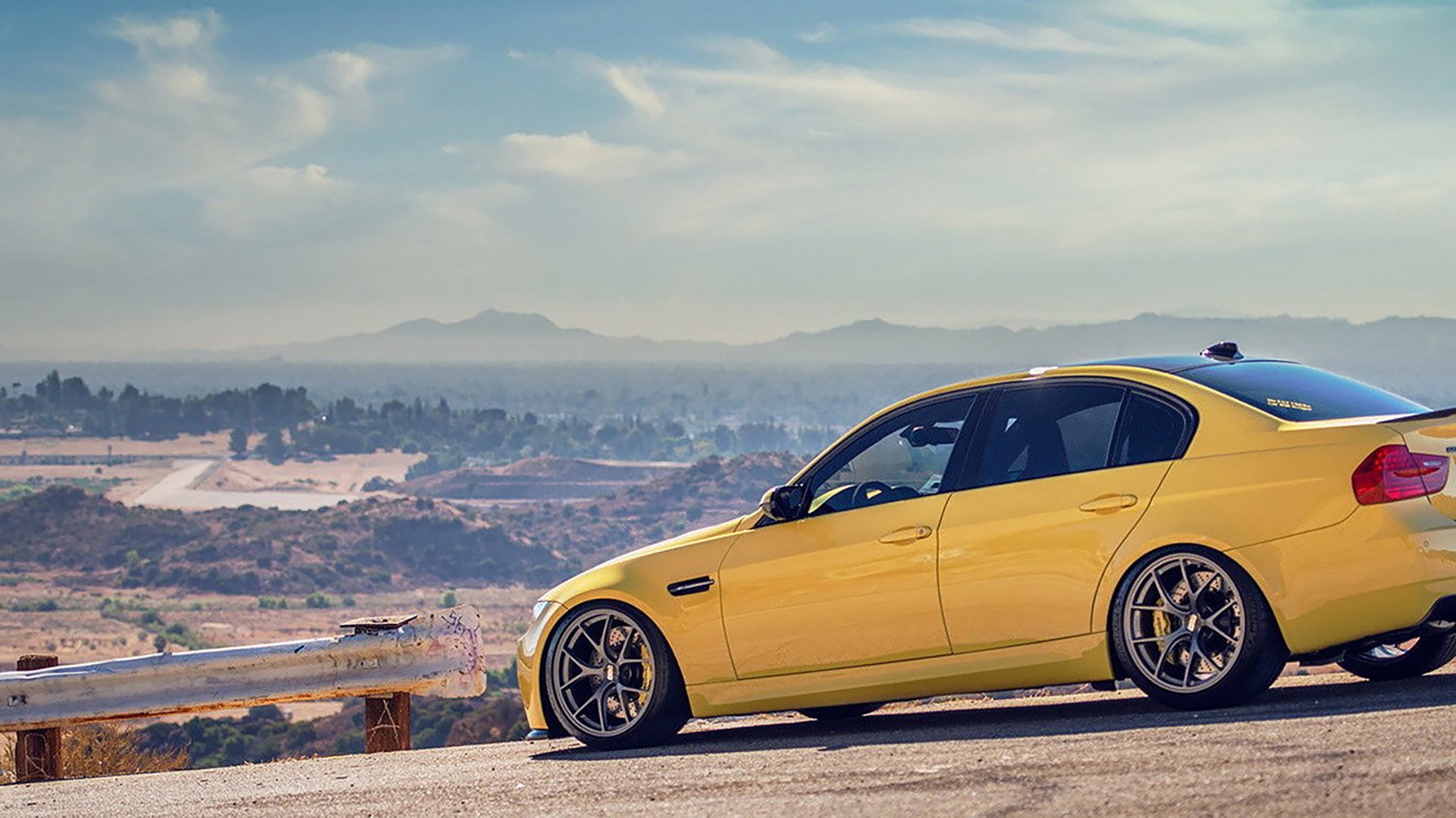 kaiyun.com-瓦伦西亚主场失利，球迷纷纷提出质疑，瓦伦西亚 球队